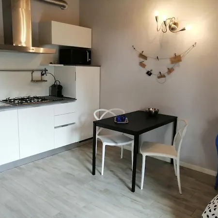 Lucrezia Con Piscina Apartment Sirmione